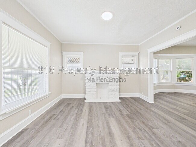 Foto del edificio - 3205 E 31st St