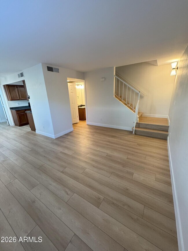 Foto del edificio - 8530 E Belleview St