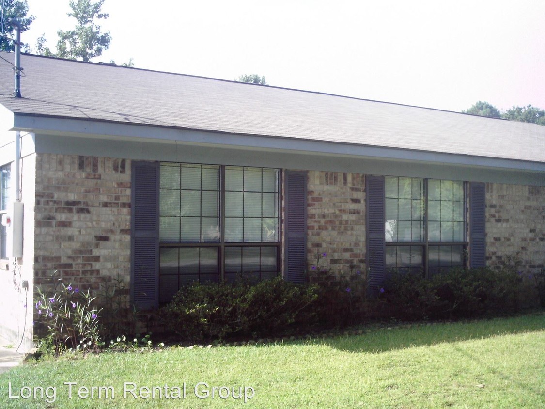 Primary Photo - 517 W Rose Ave