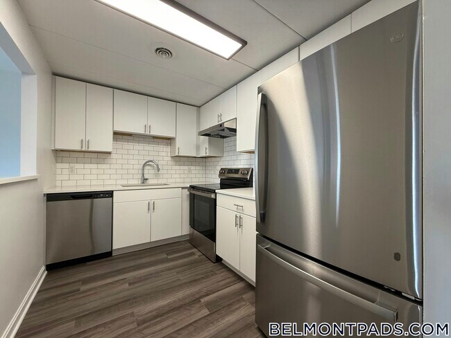 Foto del edificio - 55 Hill Rd