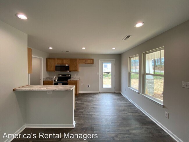 Building Photo - 3 br, 2 bath House - 5301 County Road 813