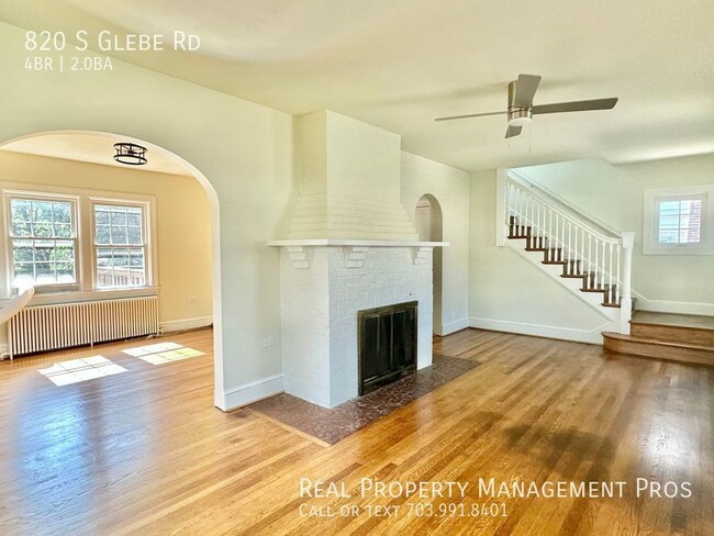 Building Photo - NEWLY RENOVATED 4 LVL Arlington Home-  STE...