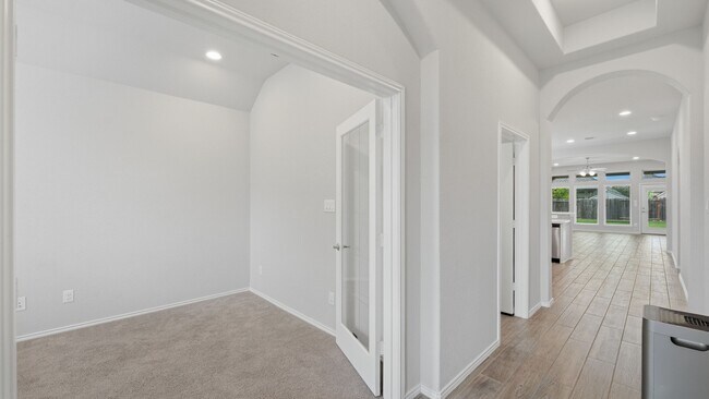 Building Photo - 2973 Coral Way