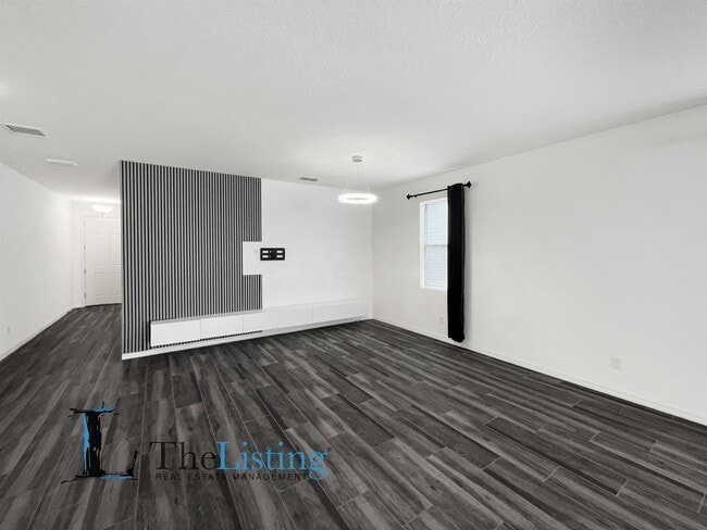 Building Photo - 14359 Shocklach Dr