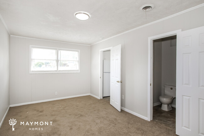 Building Photo - Cute 3 Bedroom Home