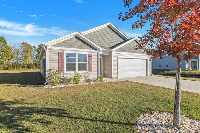 Building Photo - Holly Ridge House for Rent with Water View!