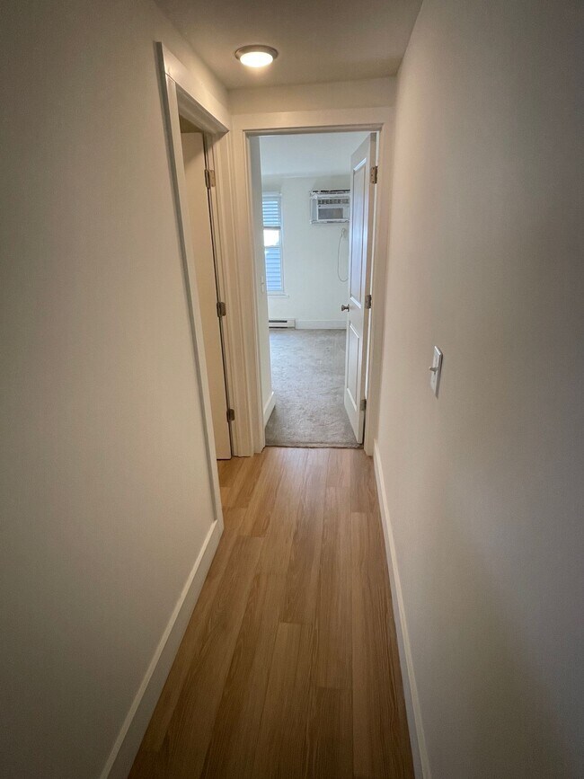 Foto del edificio - 419 E 7th St