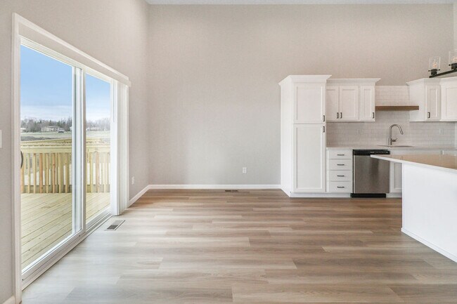 Foto del edificio - 6155 24th St S