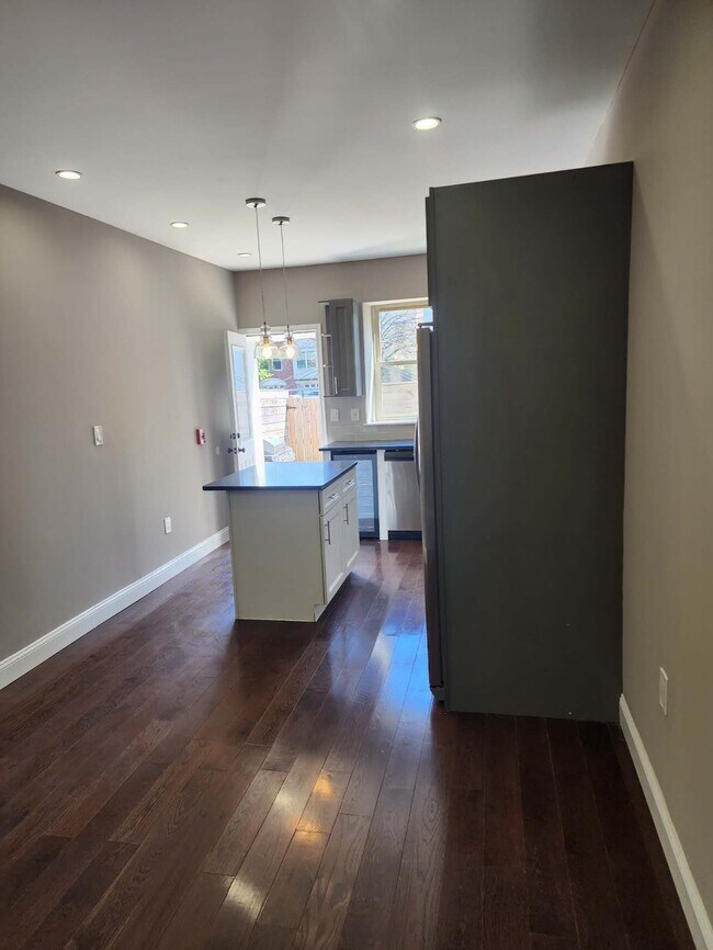 Foto del edificio - 1307 N 7th St