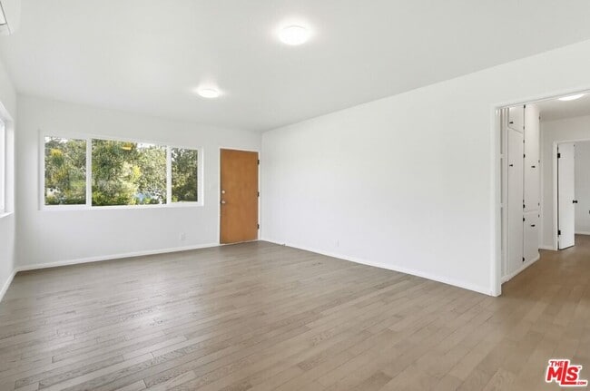 Building Photo - 4110 Division Pl