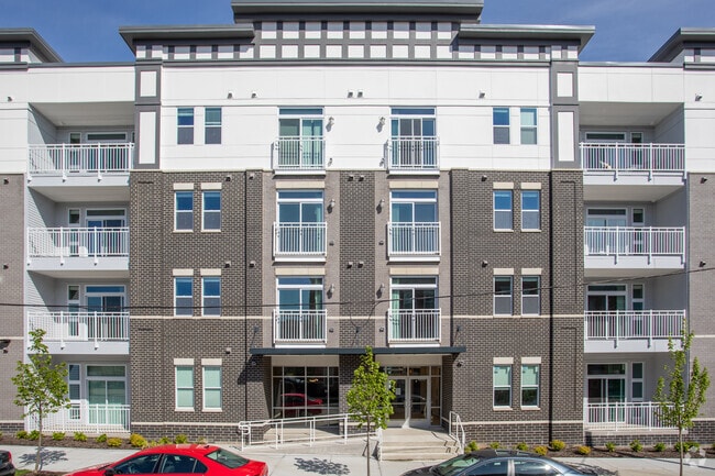 Building Photo - Academy on Fourth
