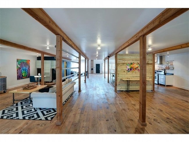 Building Photo - Modern NYC Style Loft in the Heart of OKC