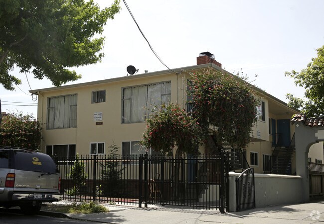 Building Photo - 1522 Prince St