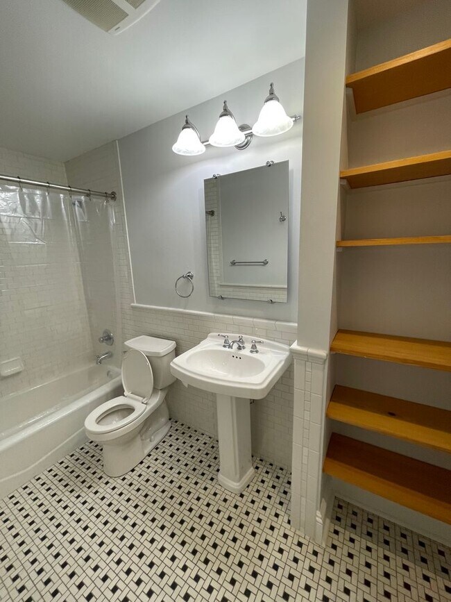 Foto del edificio - 2BD/2BA near Tulane