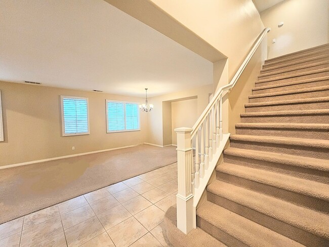 Building Photo - Greer Ranch! An Exclusive Guard Gated  Com...