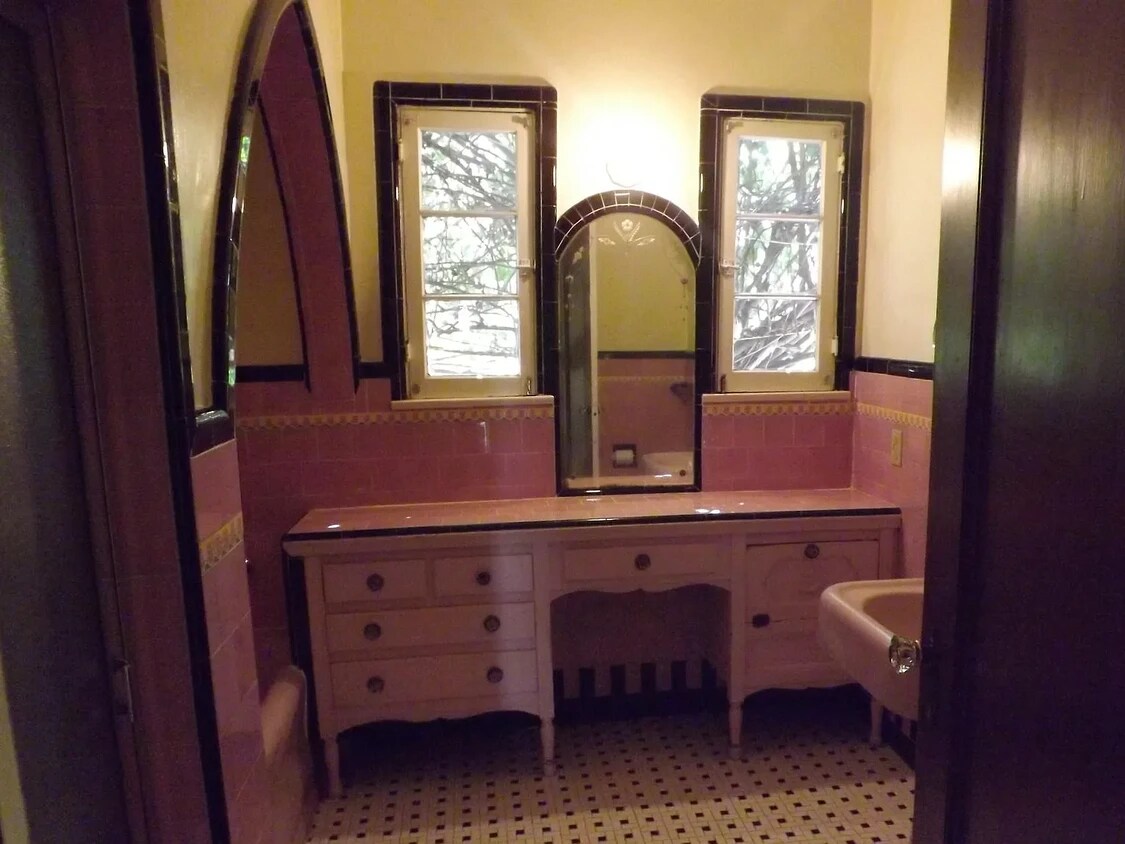 Bathroom - 1220 S Sherbourne Dr