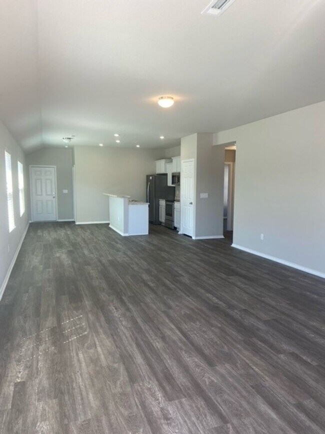Foto del edificio - *Pre-leasing* Three Bedroom | Two Bathroom Home in Faulkner Crossing