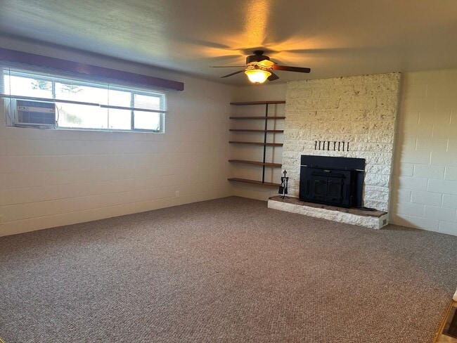 Building Photo - 2856 Calecita Way