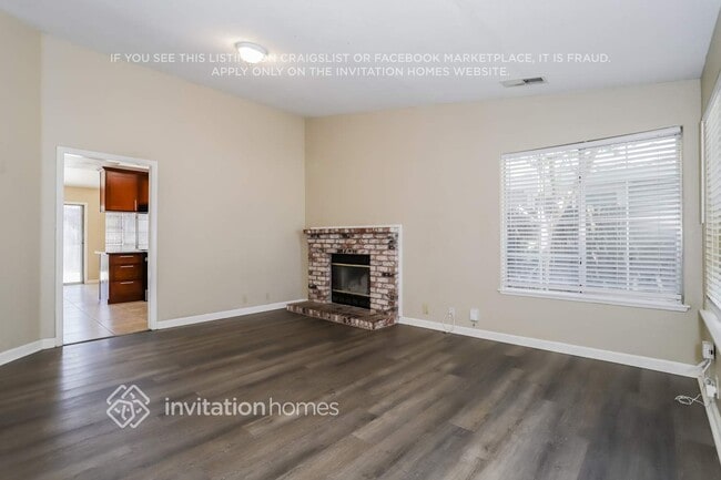 Building Photo - 1370 Tyler Dr