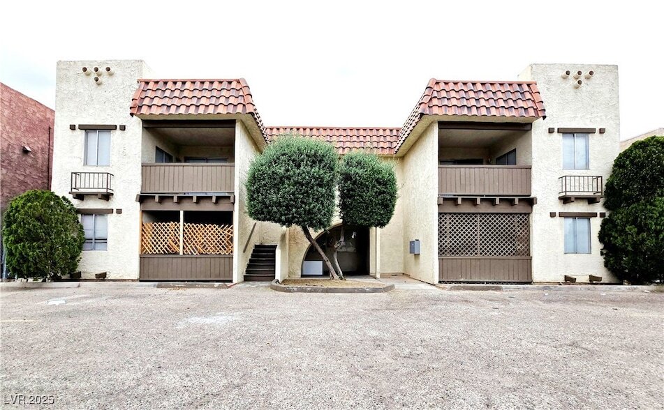 Primary Photo - 5357 Del Gado Dr