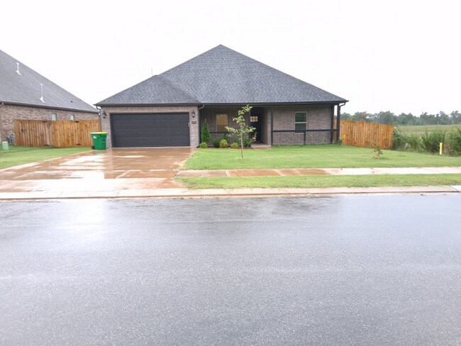 Building Photo - 1971 Edgewood Rd