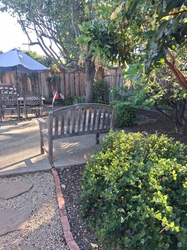 Foto del edificio - Great 3 Bed/2 Bath Home in a Great Neighborhood!