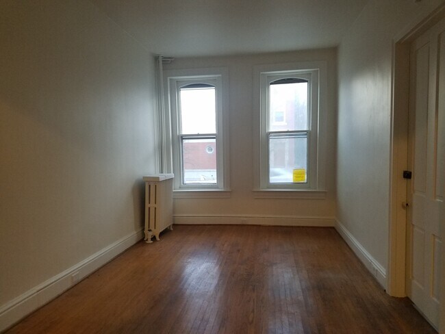 Foto del edificio - 507 W Market St