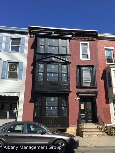 Building Photo - 168 3rd St