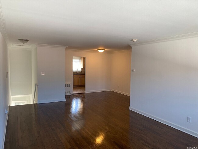 Building Photo - 504 Dawson Ln