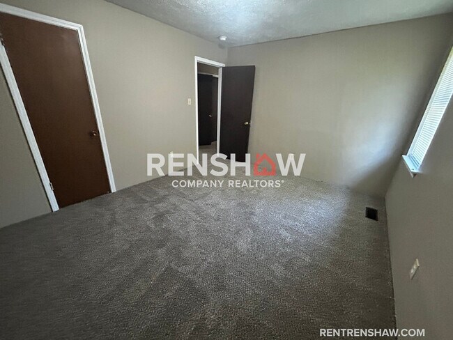 Building Photo - 57 Cinnamon Dr