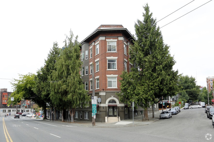 Centerview Apartments Rentals Seattle, WA