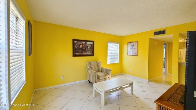 Foto del edificio - 3100 Sir Hamilton Cir