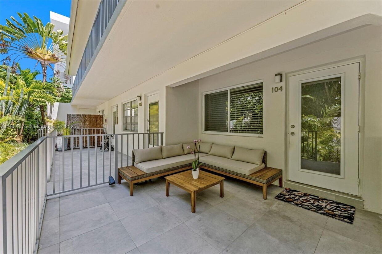 Foto principal - 915 Lenox Ave.