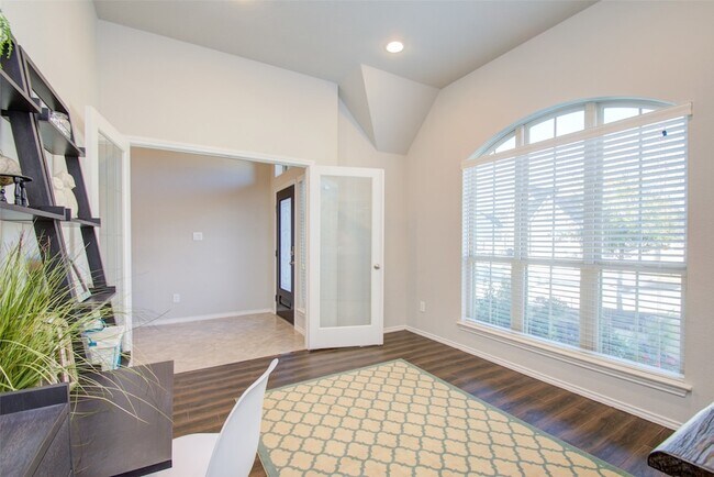 Building Photo - 13520 Mason Canyon Ln