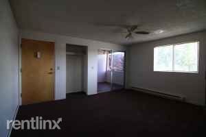 Building Photo - 10726 E Riverside Ave