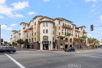 Building Photo - 28 N 3rd St