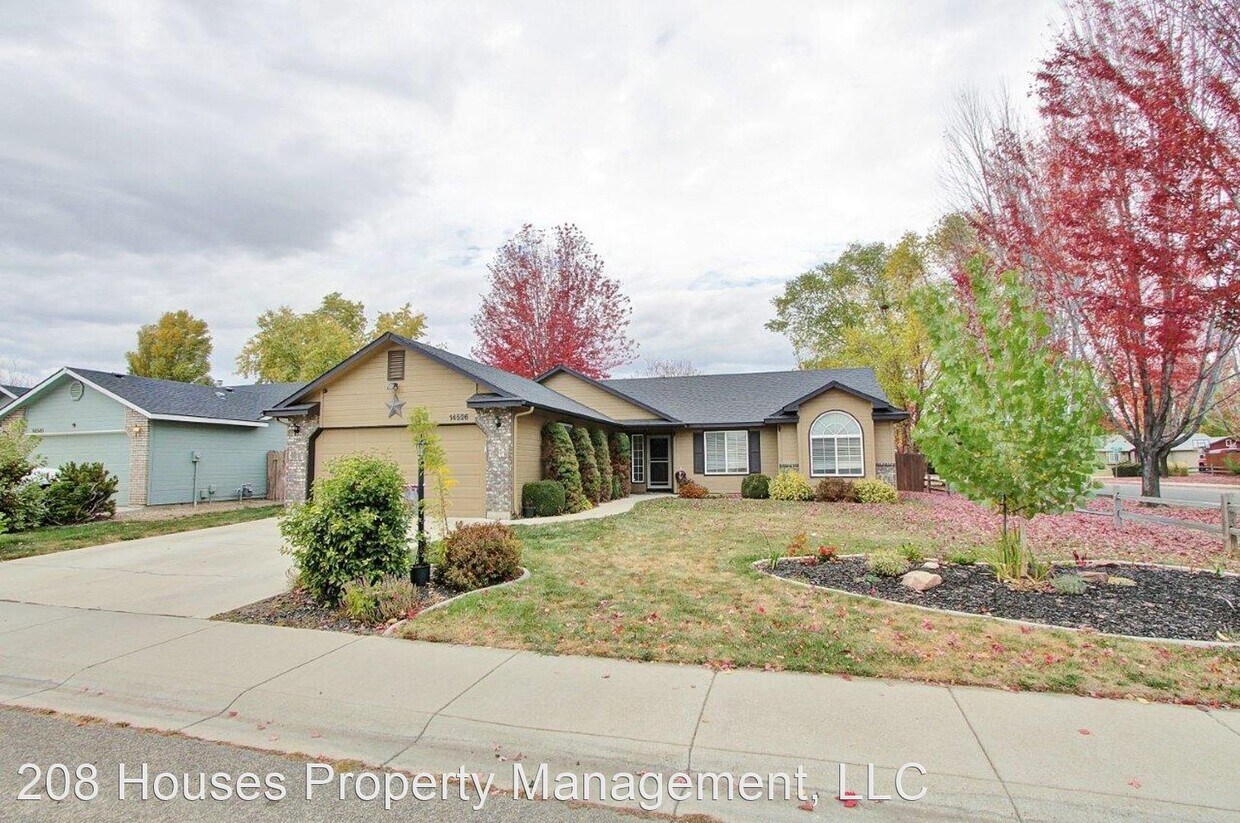 Primary Photo - 4 br, 2 bath House - 14526 W. White Hawk Ct