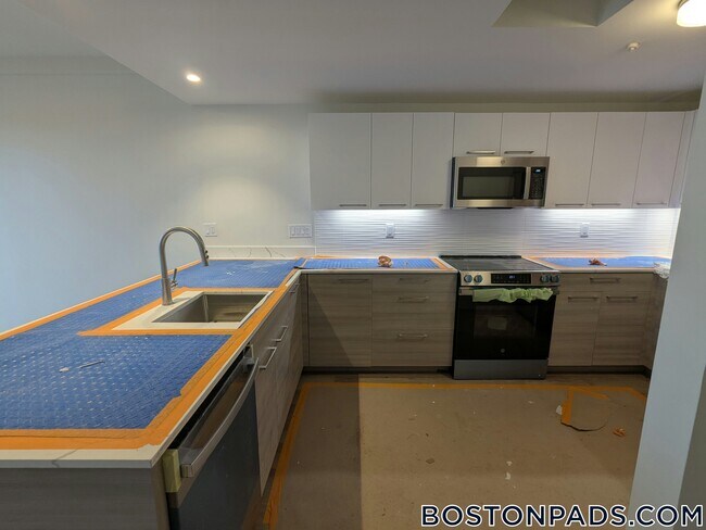 Foto del edificio - 1079 Commonwealth Ave