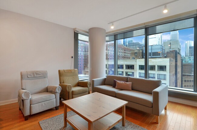 Building Photo - 60 E Monroe St