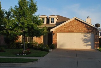 Building Photo - 3235 Guadaloupe