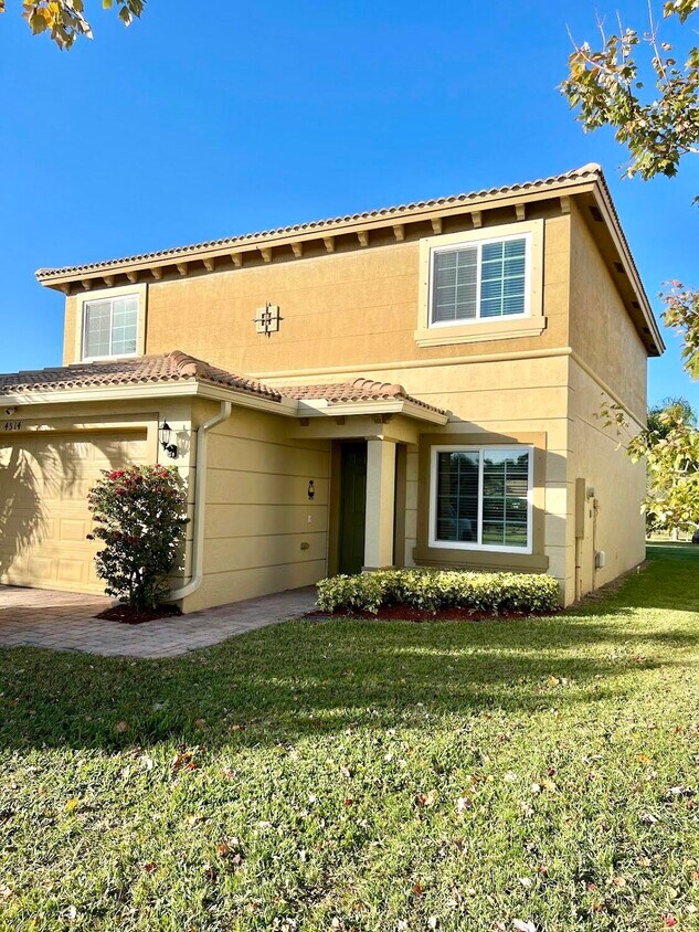 4514 SE Graham Dr, Stuart, FL 34997 House Rental in Stuart, FL