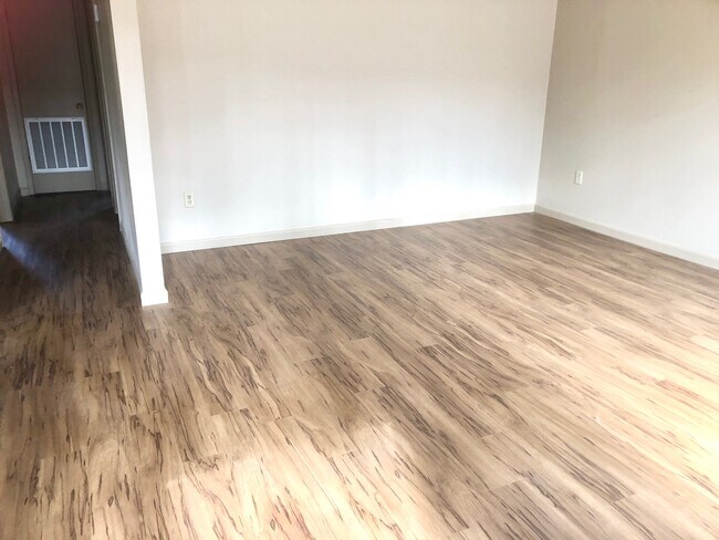 Foto del edificio - 45493 Sciara Ln