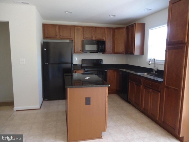 Foto del edificio - 23188 Westwood Court