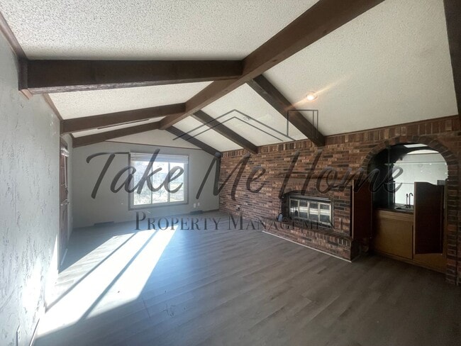 Foto del edificio - Charming 2-Bed, 2-Bath Duplex in South Springfield – Prime Location!