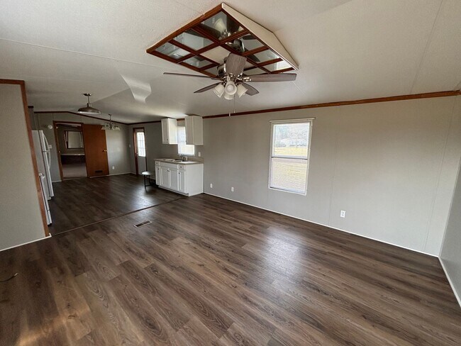 Foto del edificio - 2 Bed 2 Bath Mobile Home