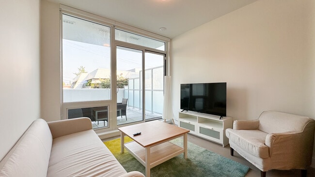 Building Photo - 1342 Johnston Rd