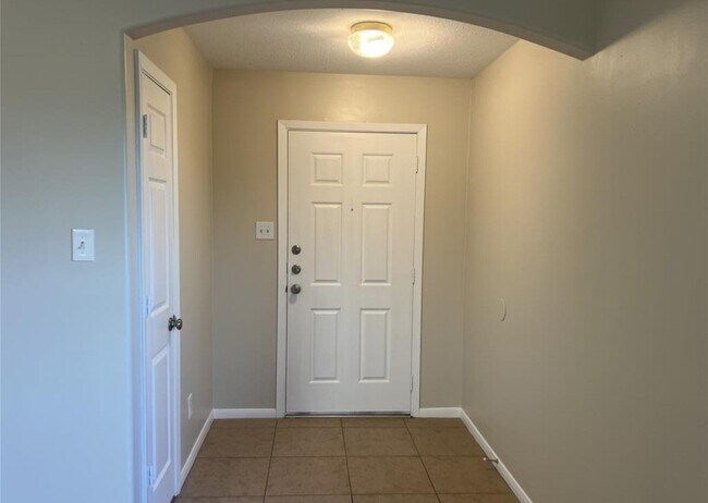 Foto del edificio - 19530 Buckland Park Dr