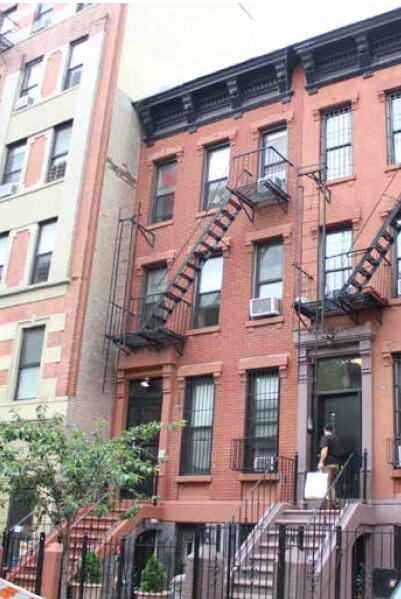 Building Photo - 424 E 117th St
