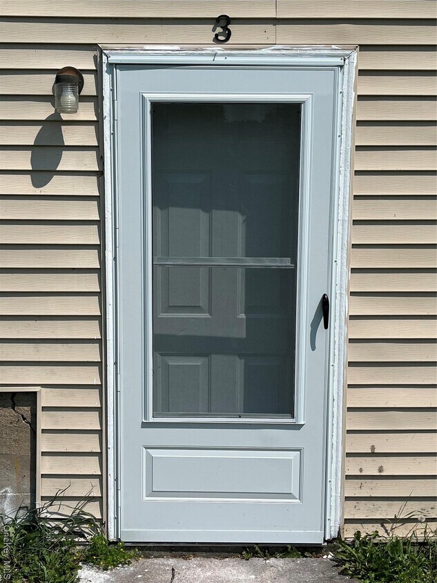Foto principal - 161 White Sulphur Rd