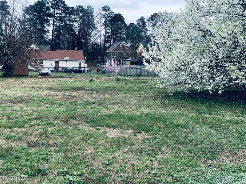 Building Photo - 3 br, 2 bath House - 4015 Ludgate Dr